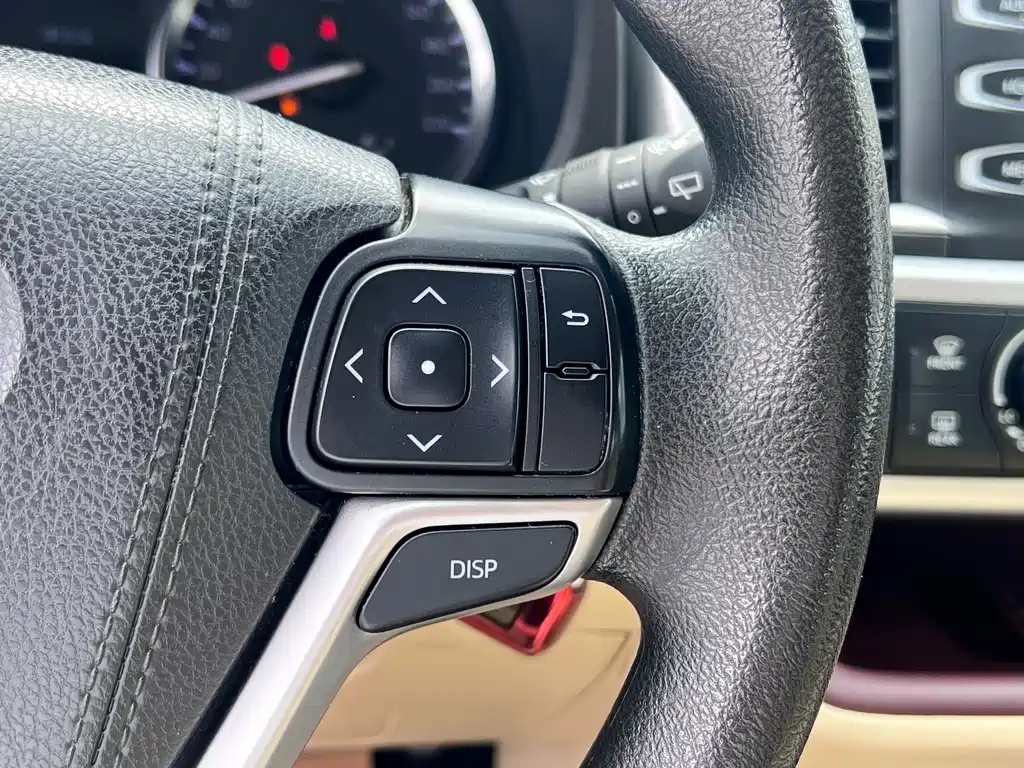 TOYOTA HIGHLANDER 2016