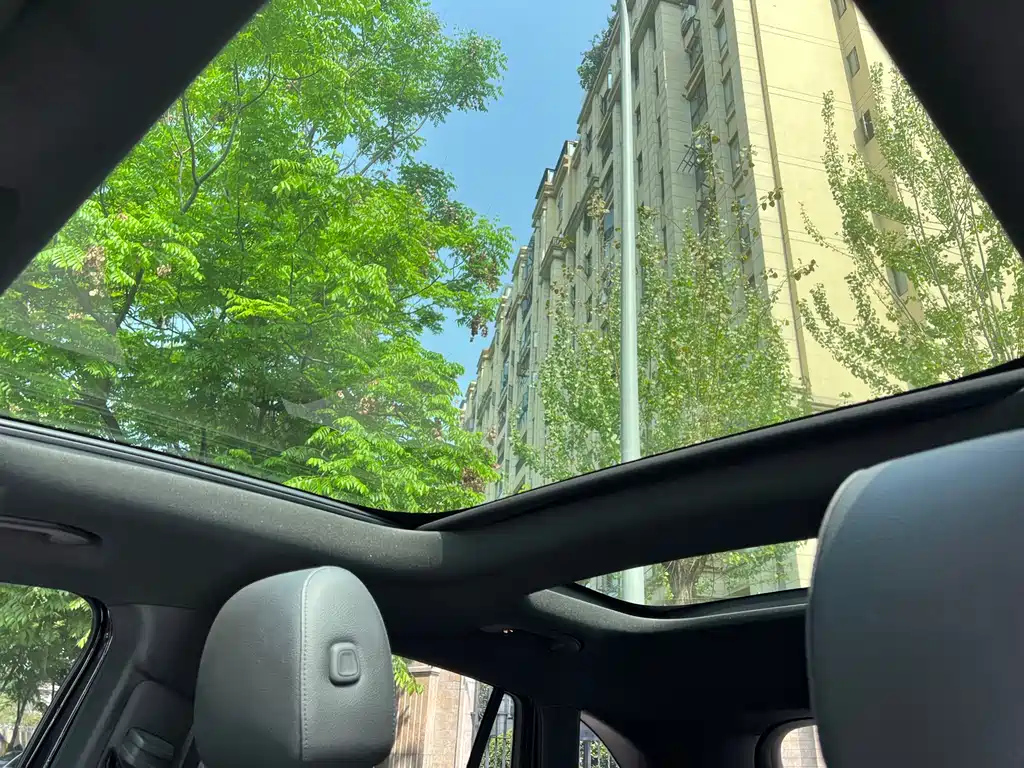 MERCEDES BENZ GLA 2021