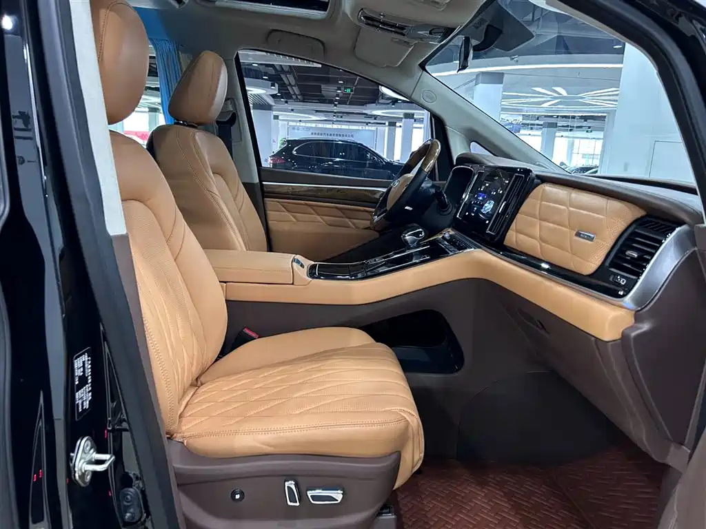 TRUMPCHI M8 2022