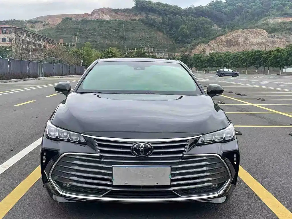 TOYOTA AVALON 2020
