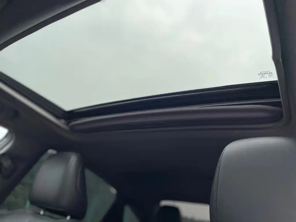 TOYOTA AVALON 2020