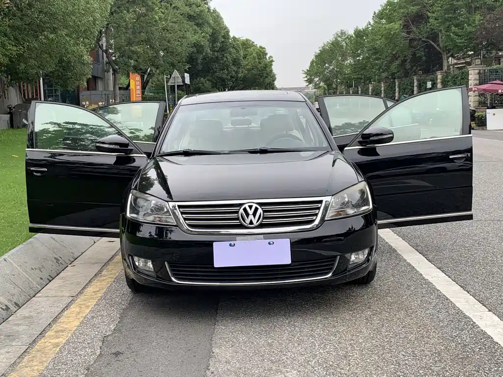 VOLKSWAGEN OTHER 2011