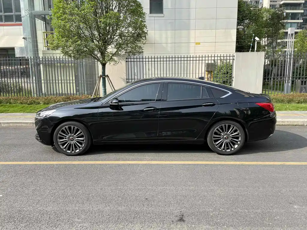 HONGQI H5 2021