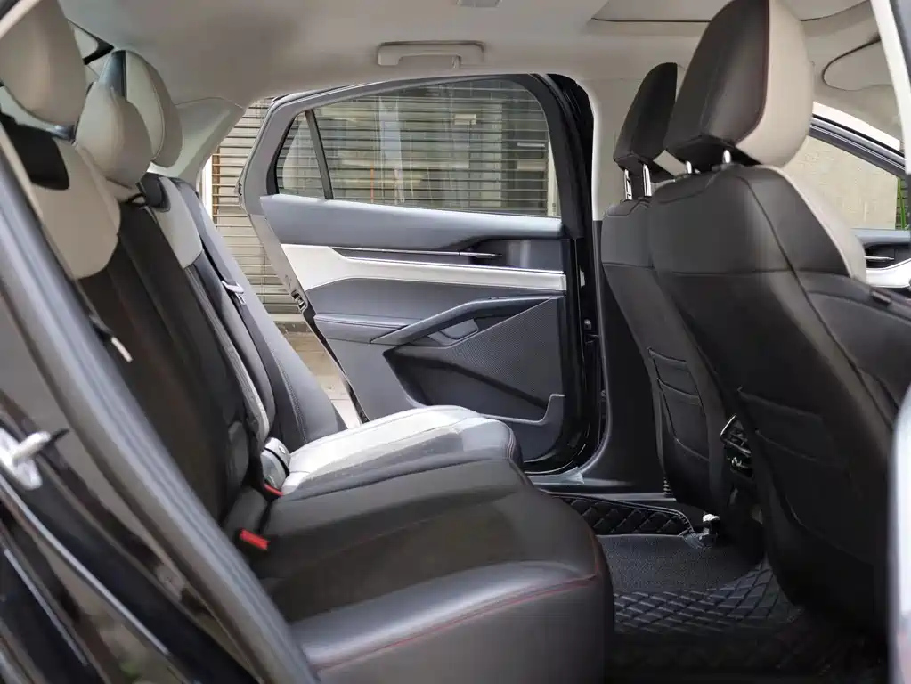 FORD MONDEO 2022