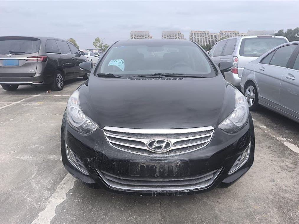 HYUNDAI ELANTRA 2012