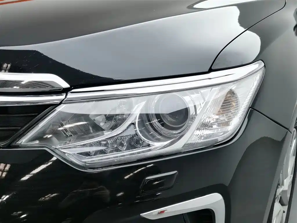 TOYOTA CAMRY 2017