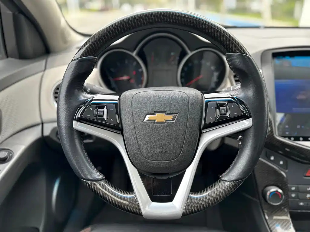 CHEVROLET CRUZE 2013