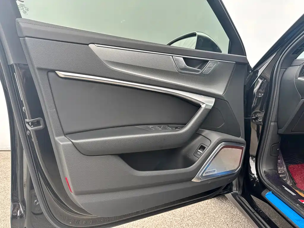 AUDI A6L 2023