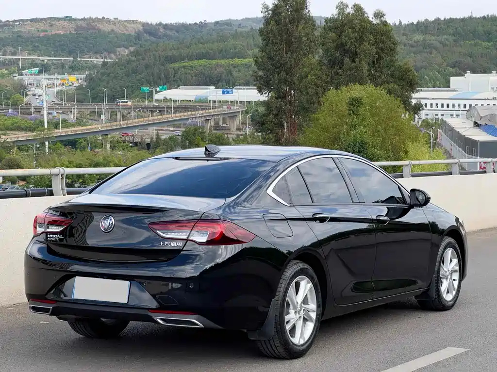 BUICK REGAL 2023