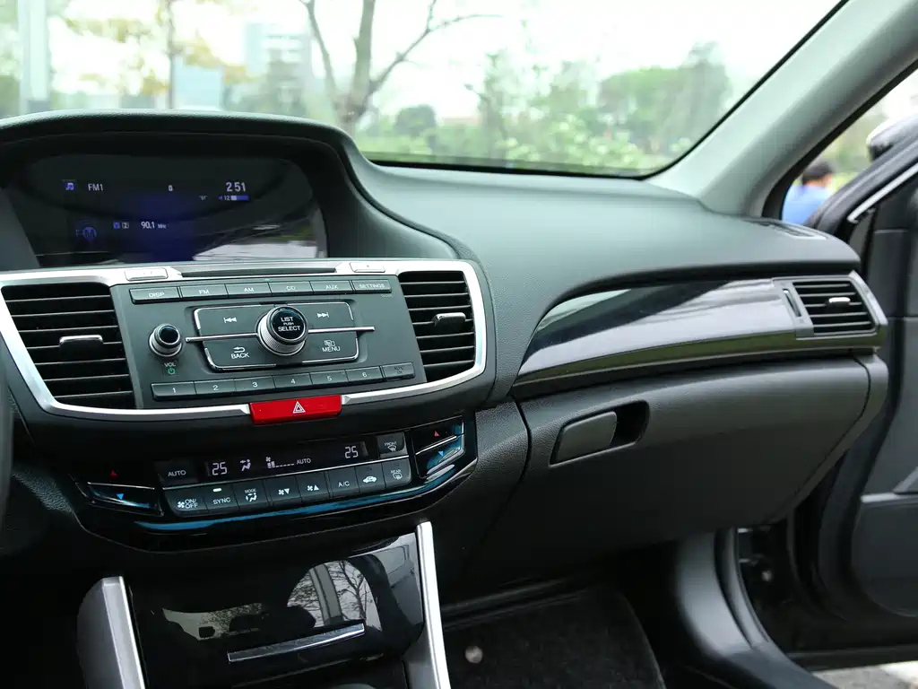 HONDA ACCORD 2017