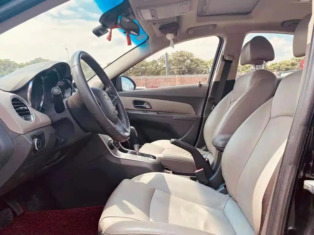 CHEVROLET CRUZE 2013