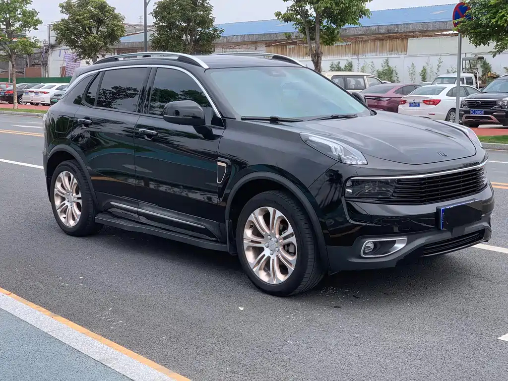 LYNK&CO 01 2018