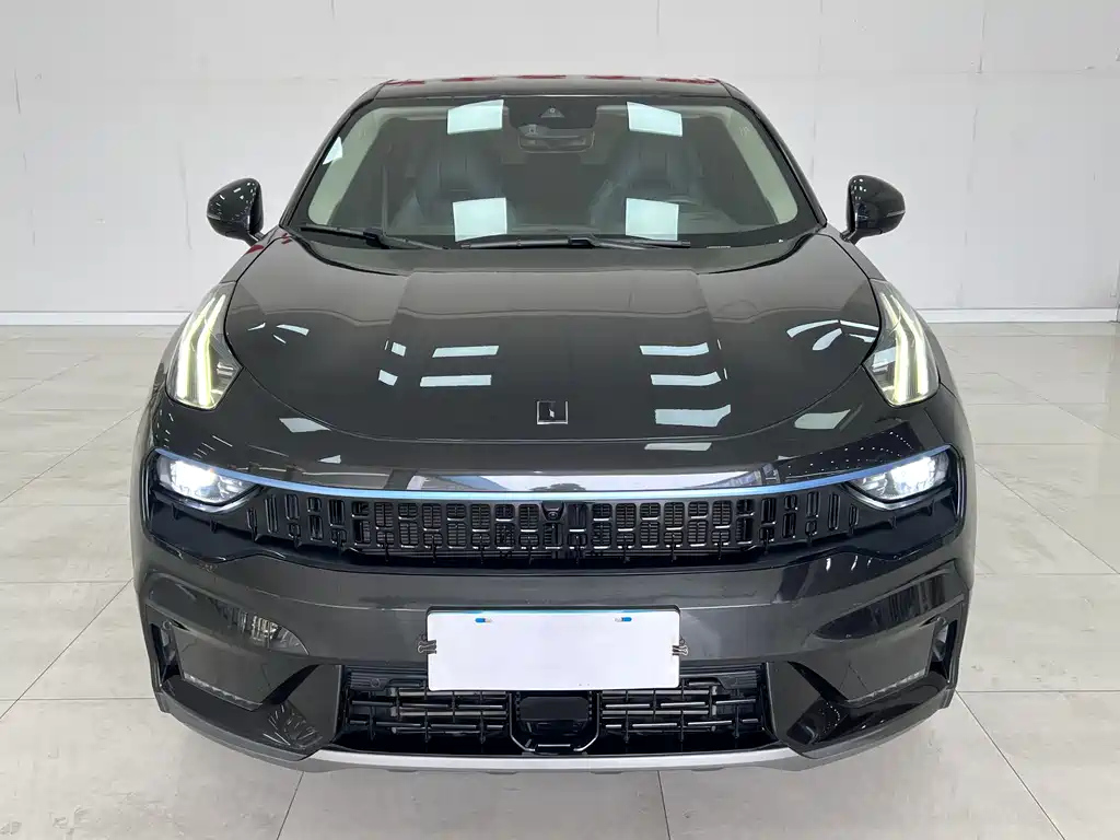 LYNK&CO 05 2020