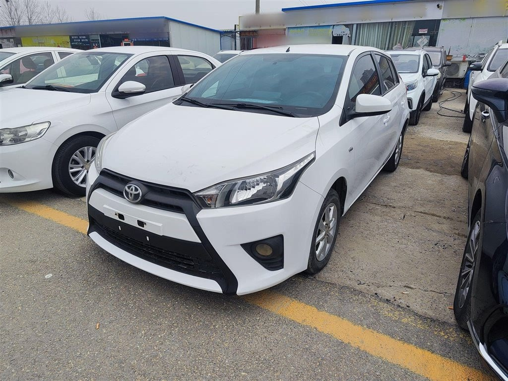 TOYOTA YARIS L DAZZLING 2014