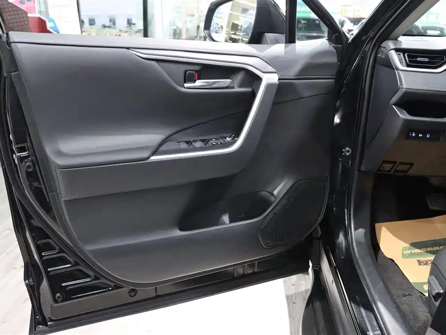 TOYOTA RAV4 RONGFANG 2021