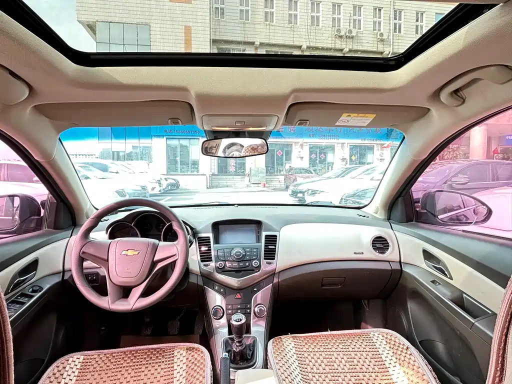 CHEVROLET CRUZE 2016