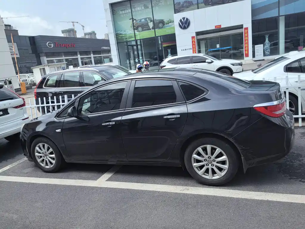 BUICK EXCELLE 2011