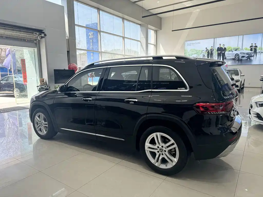 MERCEDES BENZ GLB 2022