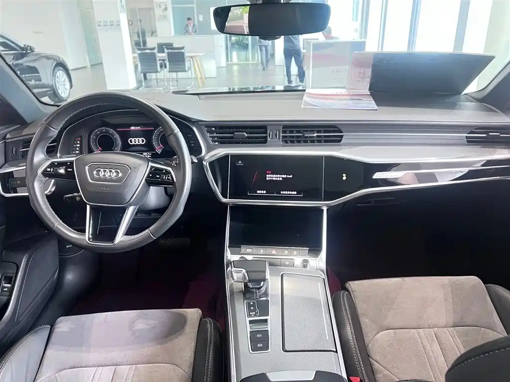 AUDI A6L 2021