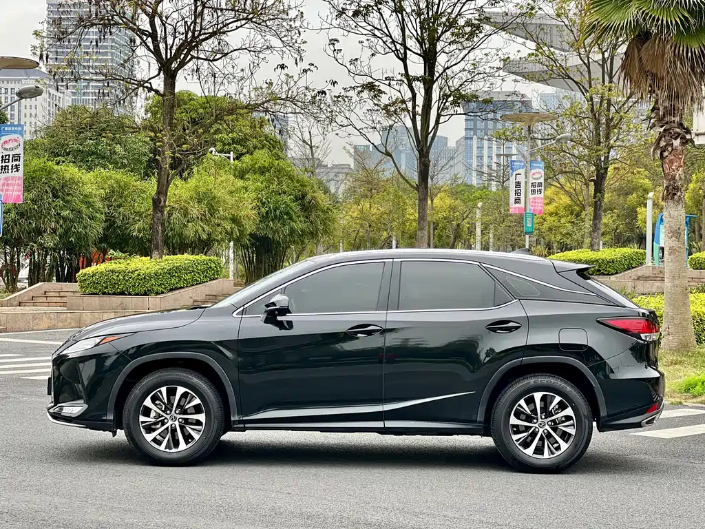 LEXUS RX 2022