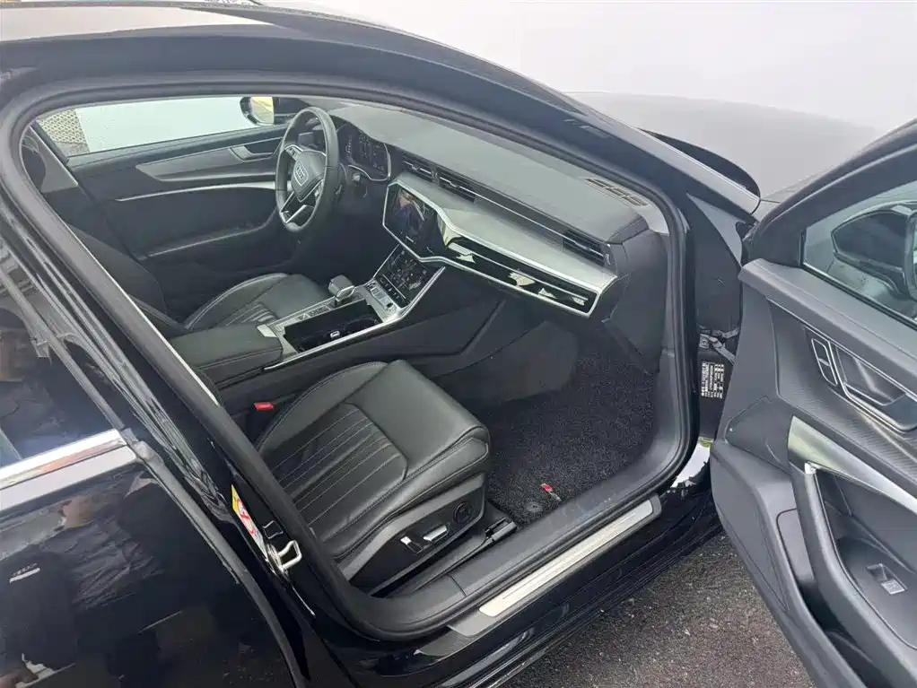 AUDI A6L 2023
