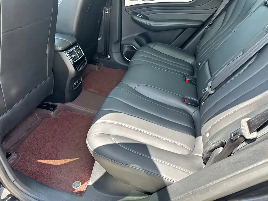 ROEWE RX5 MAX 2021