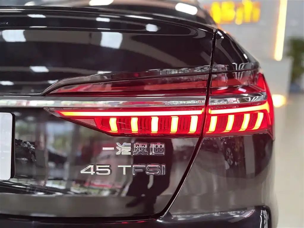 AUDI A6L 2020