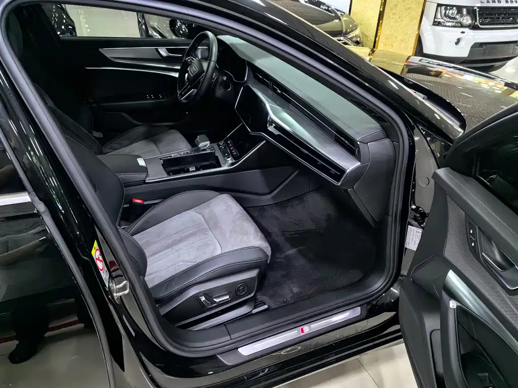 AUDI A6L 2021