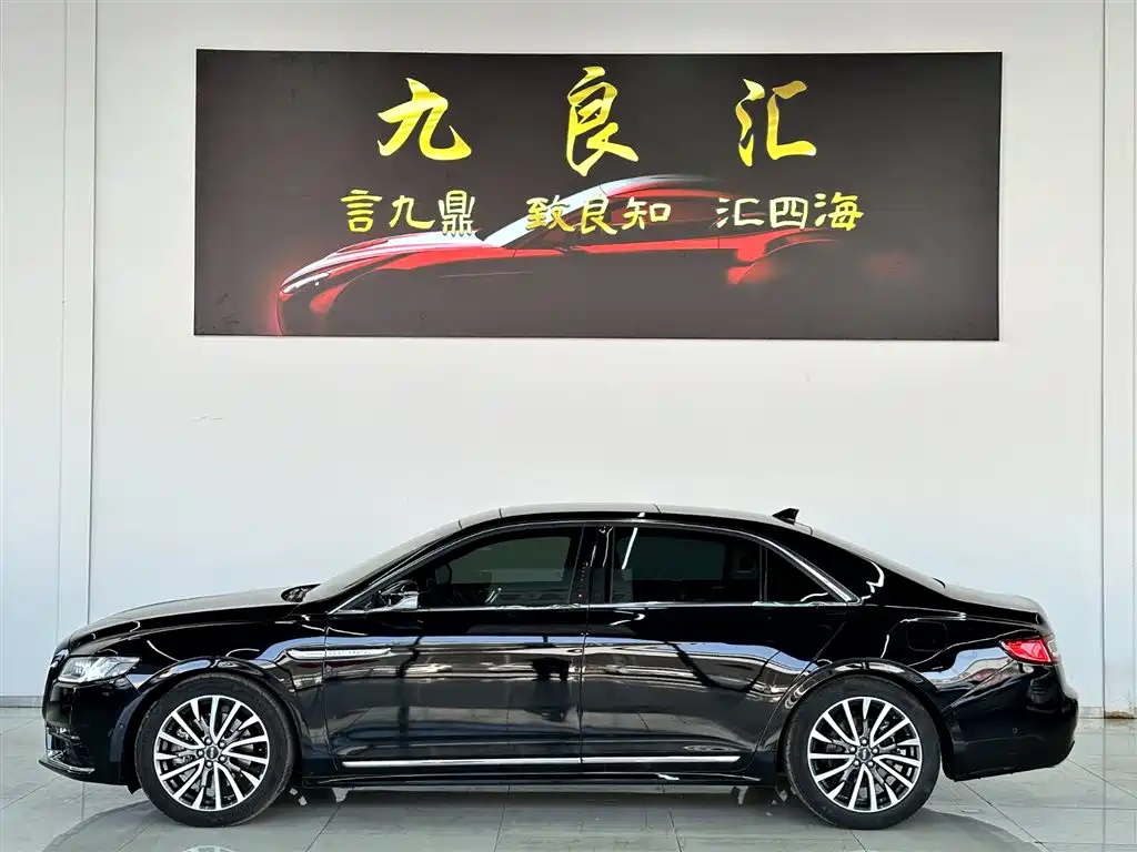LINCOLN CONTINENTAL 2019