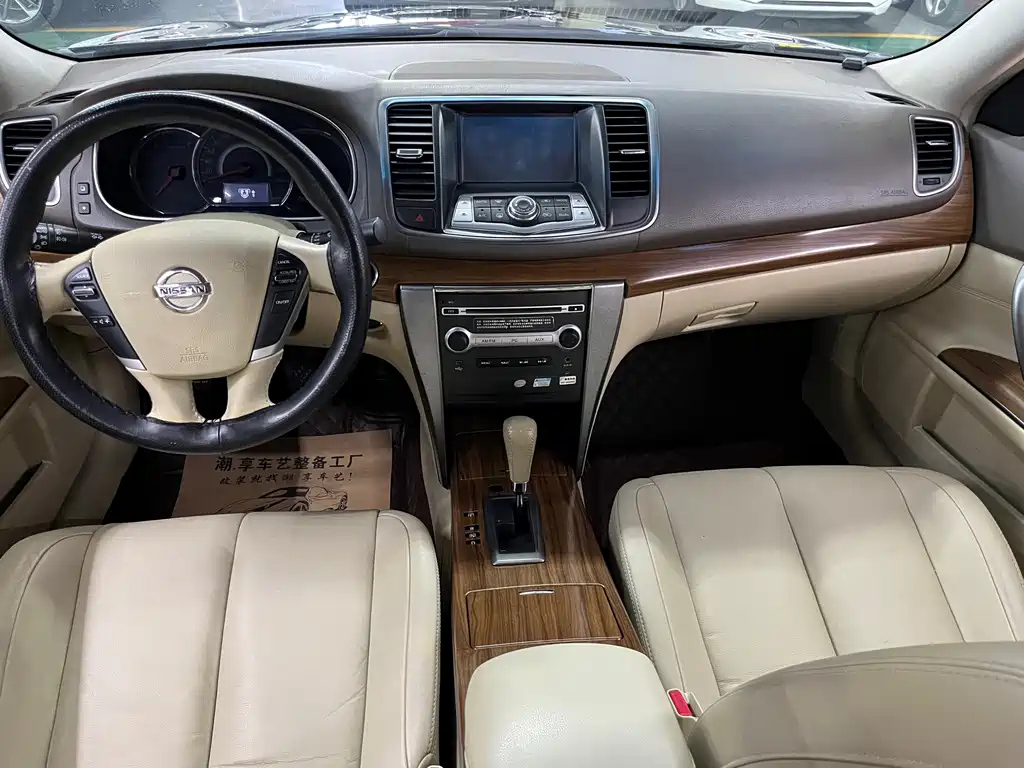 NISSAN TEANA 2012