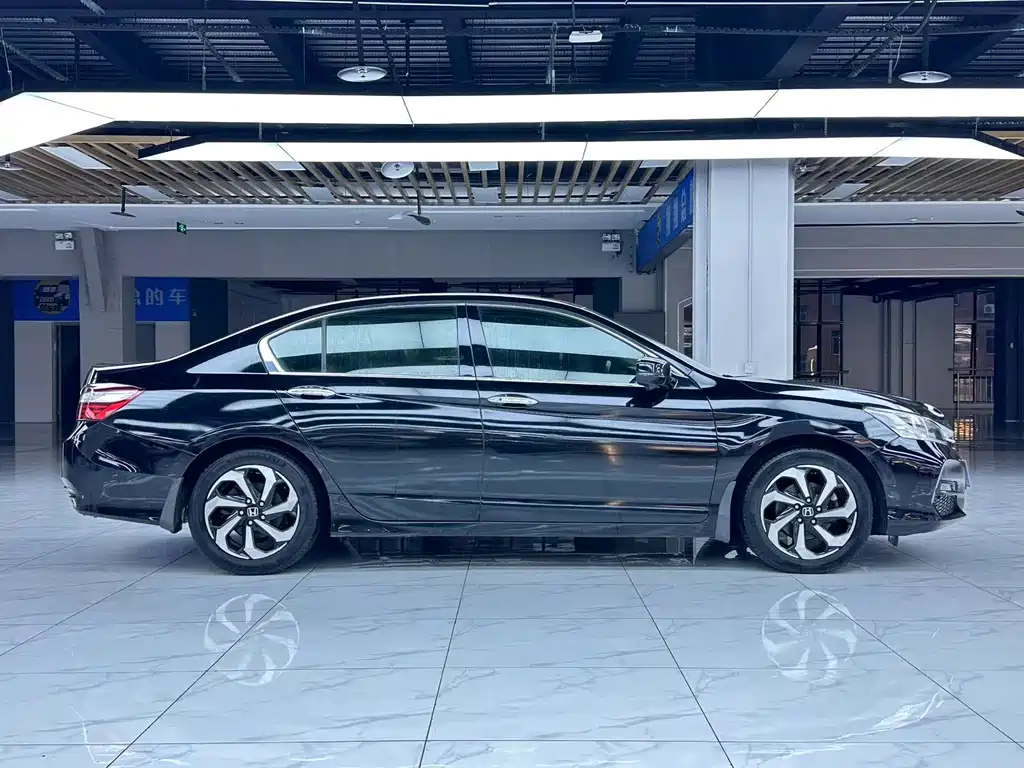 HONDA ACCORD 2016