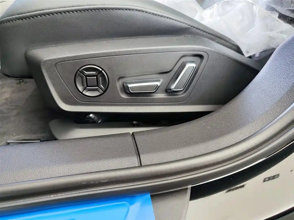AUDI A6L 2024