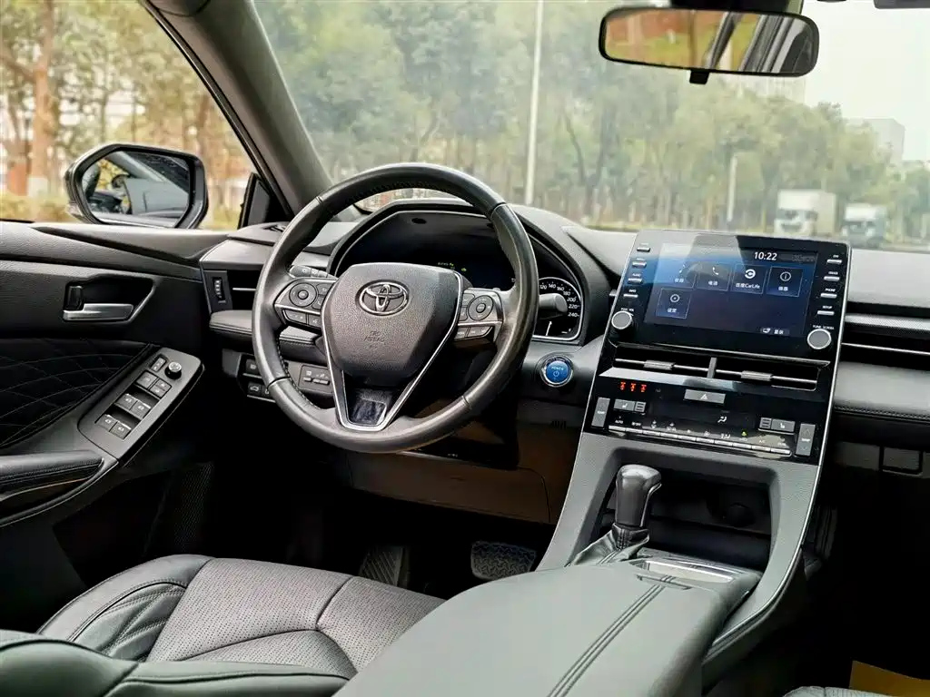 TOYOTA AVALON 2021