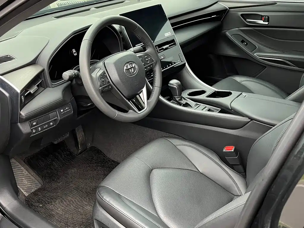 TOYOTA AVALON 2022