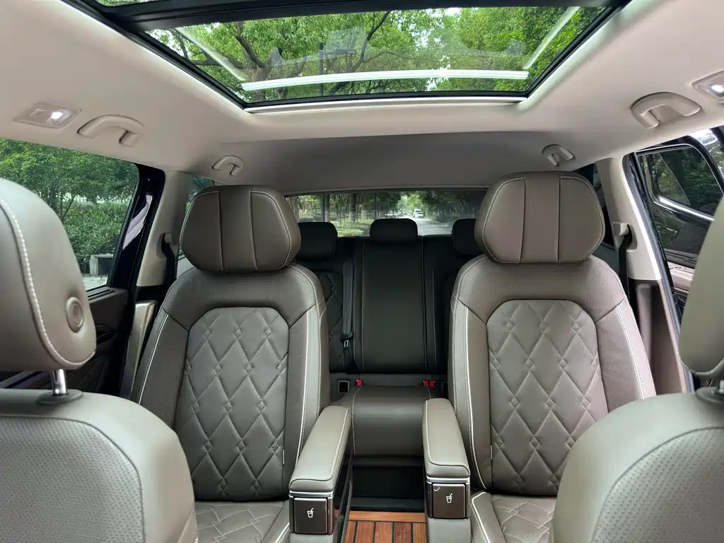 VOLKSWAGEN VILORAN 2020