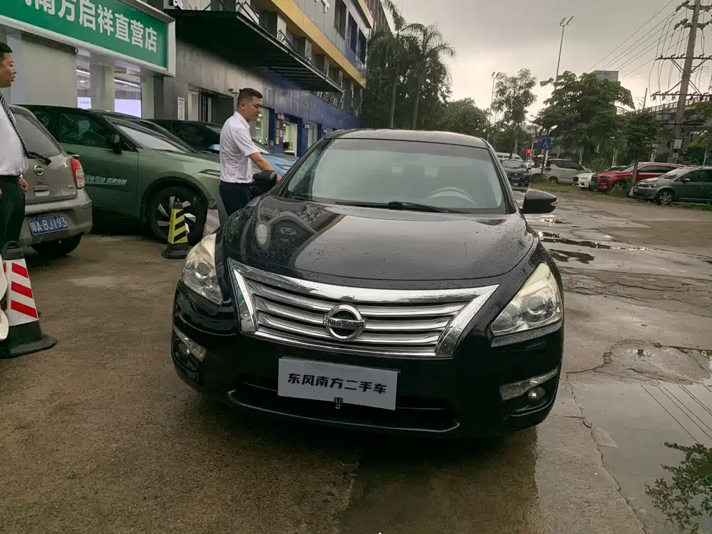 NISSAN TEANA 2014