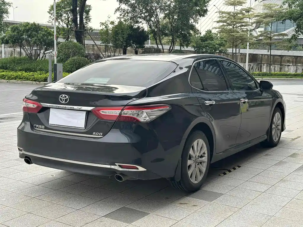 TOYOTA CAMRY 2020