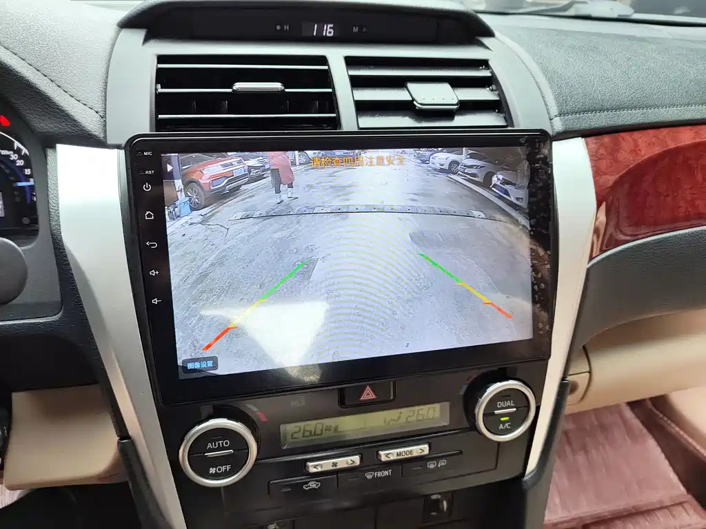 TOYOTA CAMRY 2013
