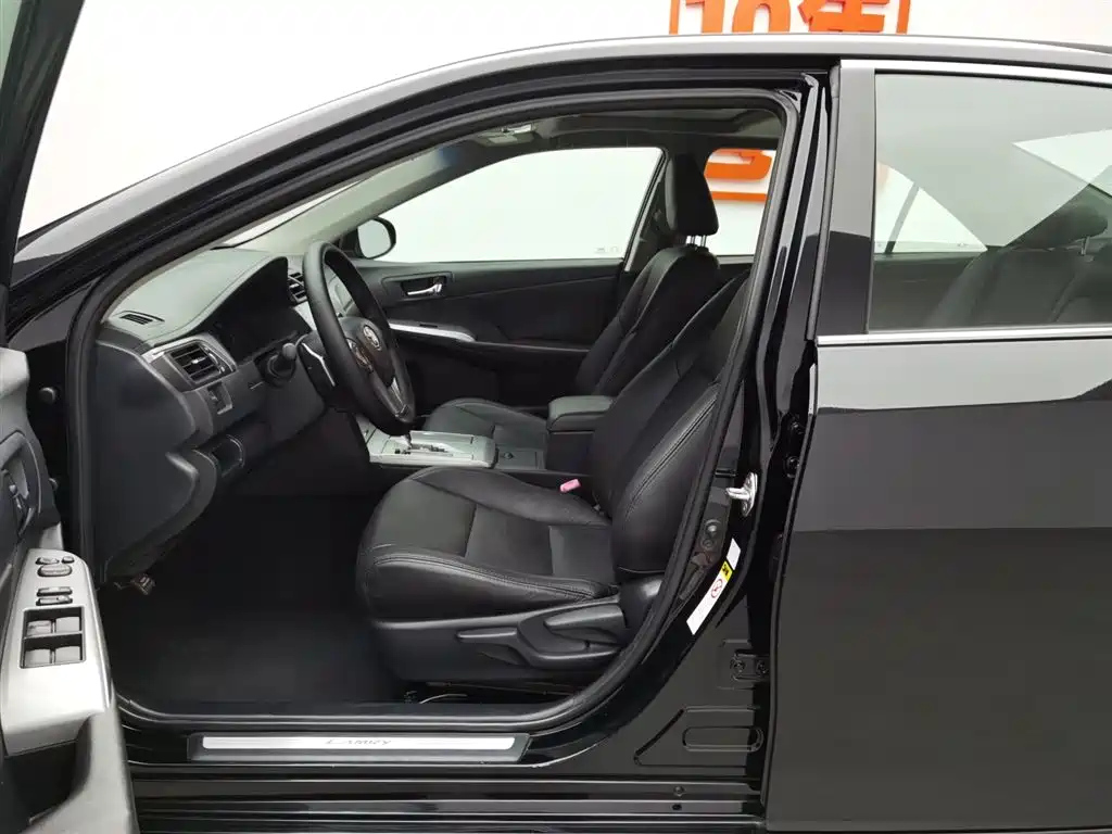TOYOTA CAMRY 2014