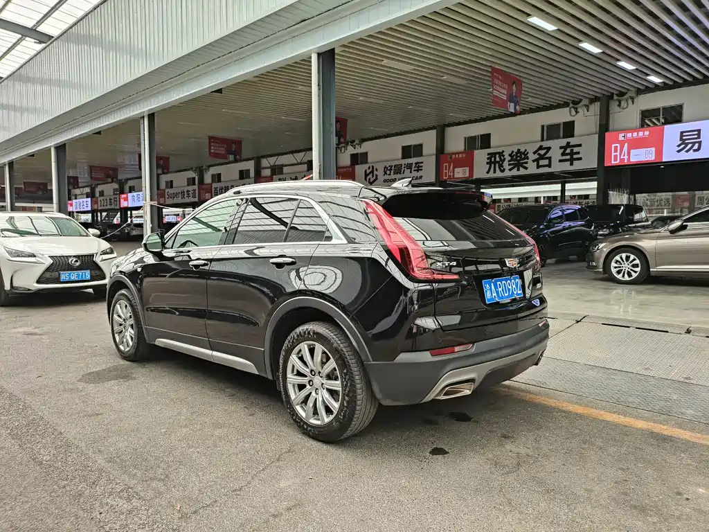 CADILLAC XT4 2020