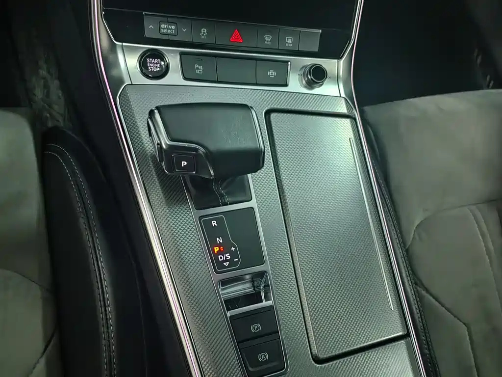 AUDI A6L 2022