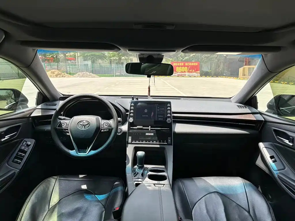 TOYOTA AVALON 2021