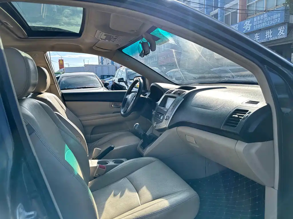 BYD S6 2011