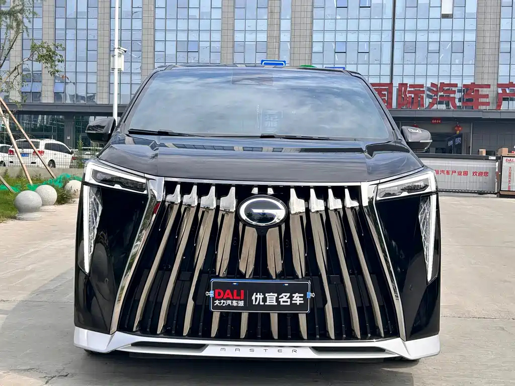 TRUMPCHI M8 2023