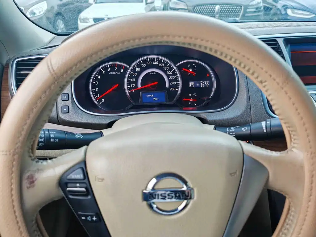 NISSAN TEANA 2012