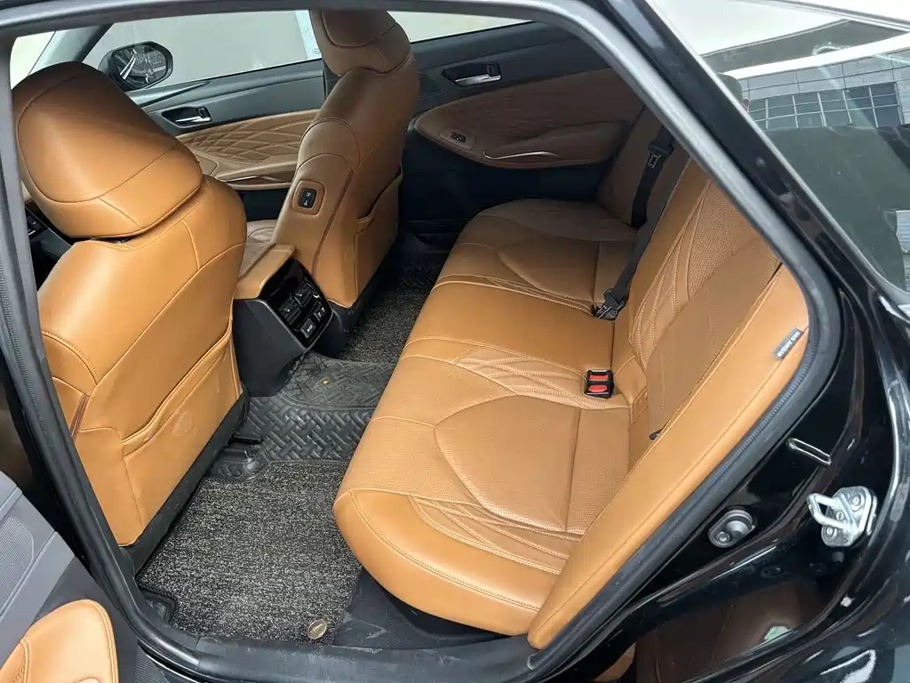 TOYOTA AVALON 2022
