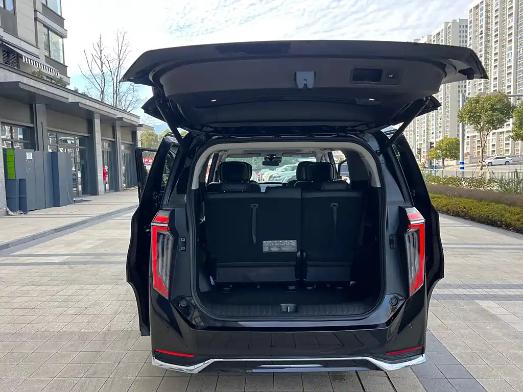 TRUMPCHI M8 2024