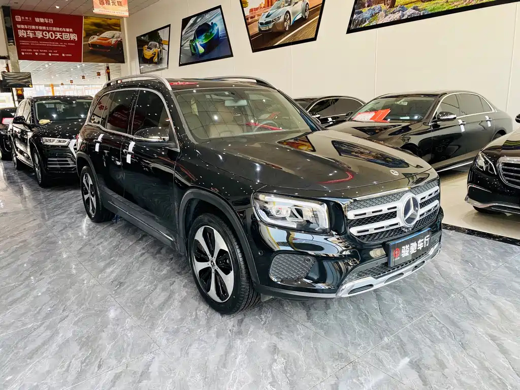 MERCEDES BENZ GLB 2022