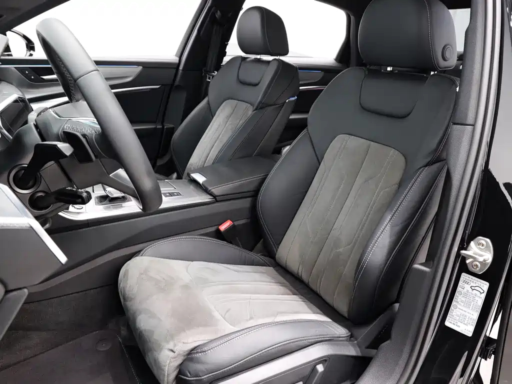 AUDI A6L 2021