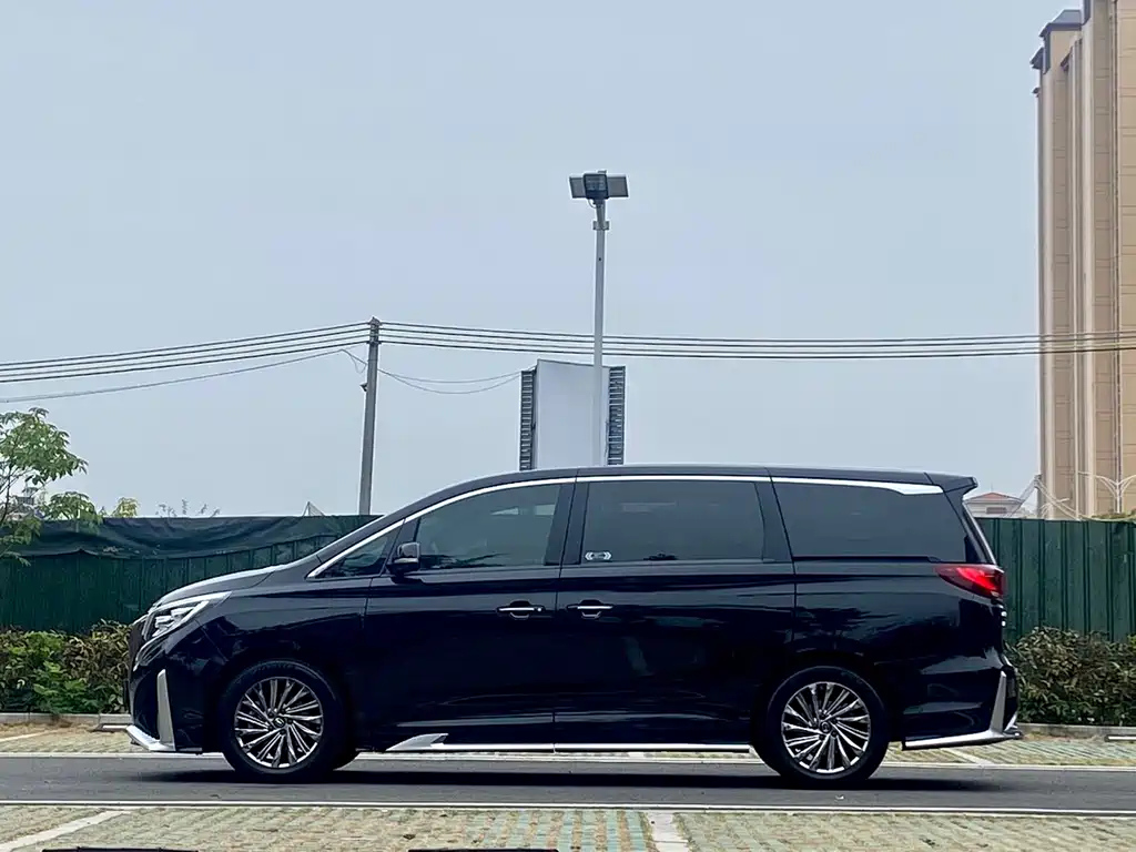TRUMPCHI M8 2022